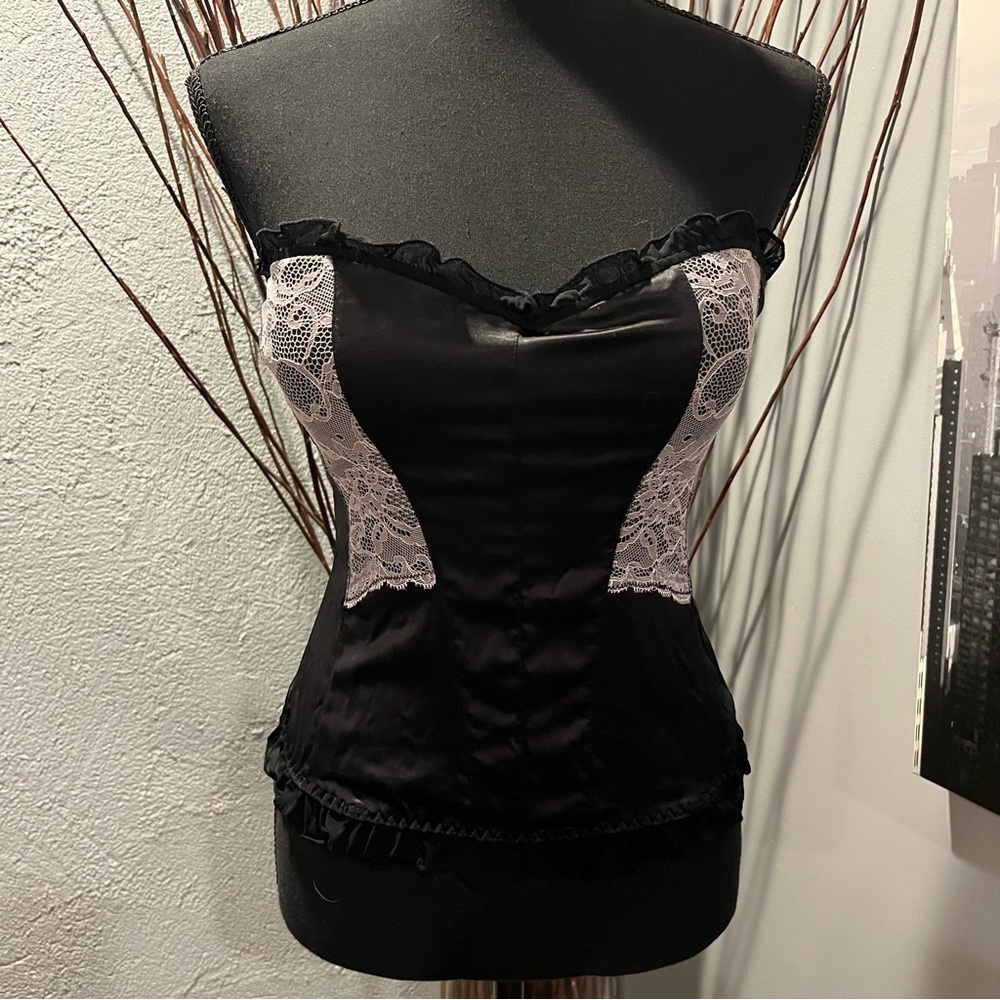 🌸BLUSH BLACK AND PINK LACE CORSET SIZE LARGE🌸